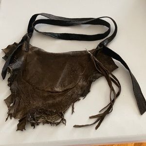 BROWN LEATHER PURSE